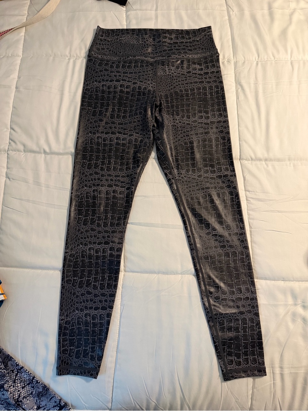 ZYIA Black Croc-Embossed leggings